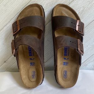 Birkenstock Arizona Sandals Oiled Leather Brown Distressed soft footbed 38
